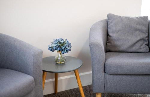 Double Room - Kitchen - Parking - Near Shops - Foto 40