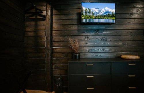 Luxe Nordic Barndominium Retreat at Black Pine - Foto 53