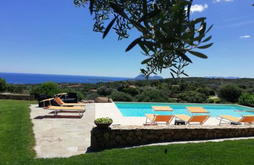 La Sima villa con piscina vista mare San Pantaleo Sardegna - Foto 43