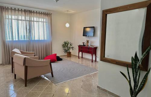 Apartamento amplo e confortável 1 - Foto 2