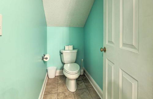 Bright Manistee Condo with Beach and Pool Access! - Foto 11