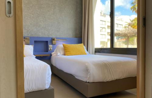 Atenea Park - Suites Apartments - Photo 126