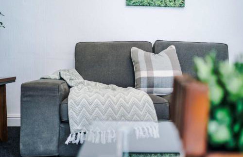 Whitegate House - Photo 16