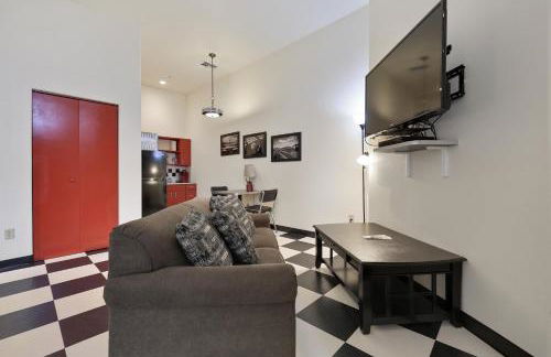 Brunswick Studio 102 - Photo 11