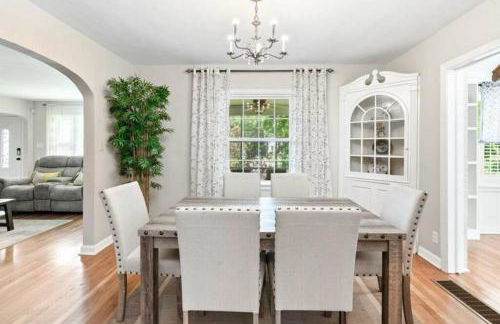 Classy utopian escape near Emory - Foto 49