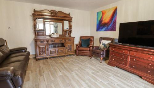 Ty-Gan Dderwen - Foto 3