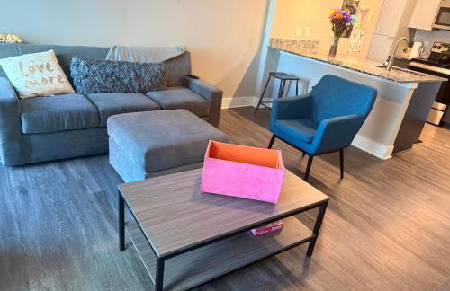 Lux High Rise one stop 2 bedroom private Share kitchen Professional Respected apartment - Foto 27