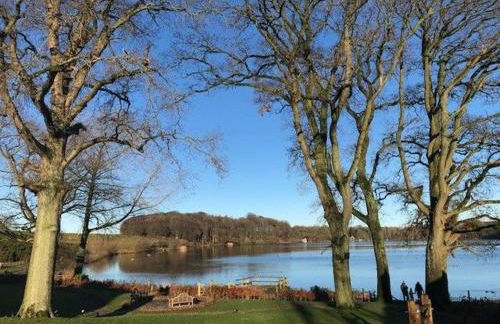 Waters Edge, Talkin Tarn, a luxurious bungalow with stunning views over the tarn - Foto 39