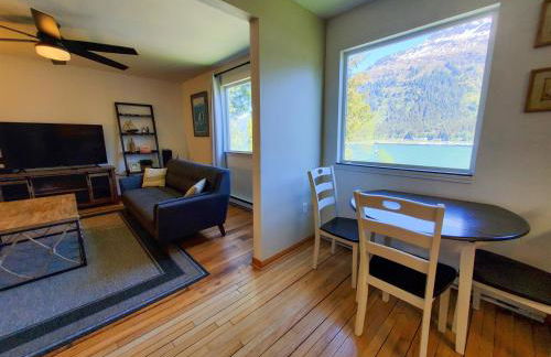 Ocean & Mountain View Home, near Downtown Juneau - Foto 15