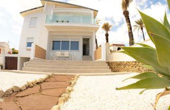 Vistas y terraza panorámica frente al mar en Denia, Las Rotas - Photo 4