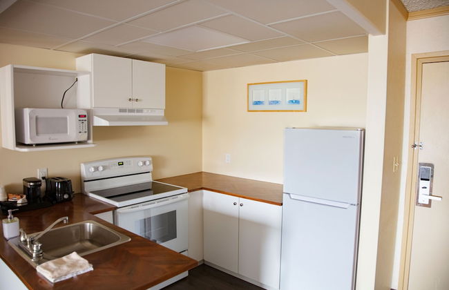 All Stay Suites - Photo 30