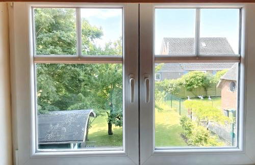 Haus Benninghusumer Deichweg, eingezäunt, Hunde Willkommen, Kamin, ruhig gelegen, WLAN - Foto 7