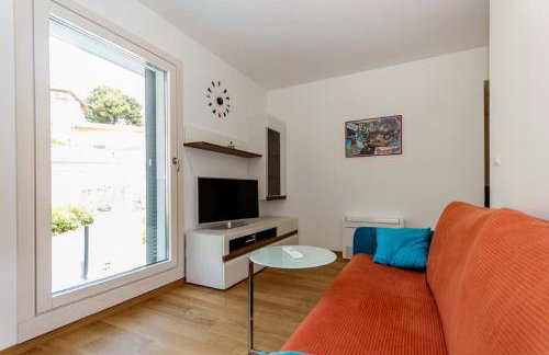 Apartment West Coast - Photo 11