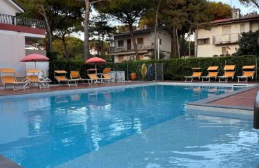 Casa Bianca Village Apartments - Foto 1