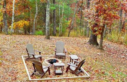 Mountain Hideaway with Hot Tub & Fire Pit - Foto 51