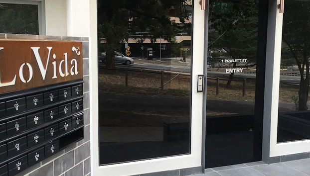 Entrada (vista interior)