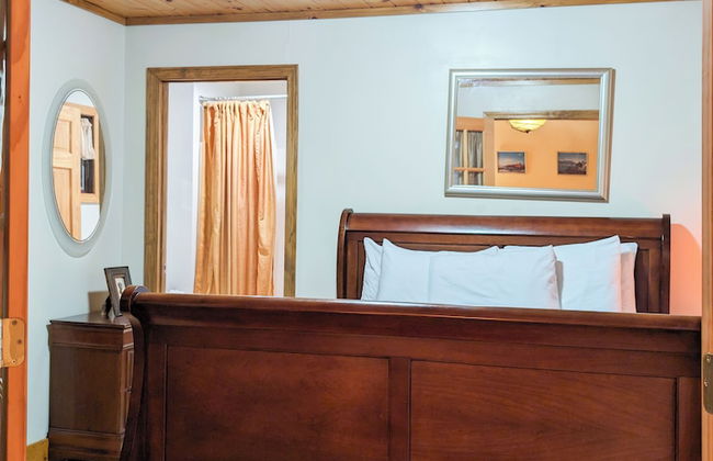 Hinckleys Dreamwood Cottages - Photo 5