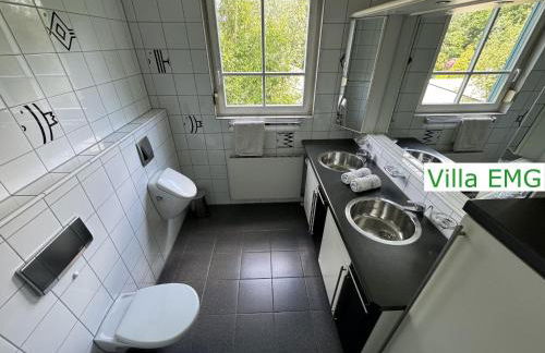 Ferienhaus Villa EMG Gelsenkirchen nah Essen Dortmund mit Pool und Garten für Familien Gruppen bis 21 Personen - Foto 40