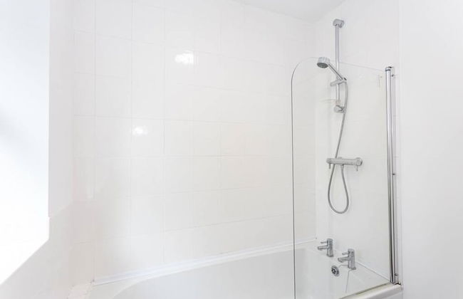 Lovely One-bedroom Serviced Apartment in Eccles - Foto 20