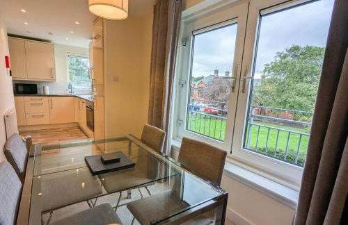 Parkgate 2 bed, private parking, Rosyth M90 - Photo 12