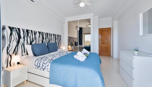 Casa Azul 1 - Senhora da Rocha, Algarve - Foto 2, wardrobe