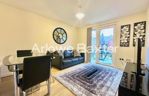 Modern 4-Bedroom House, Families and Contractors - Foto 2