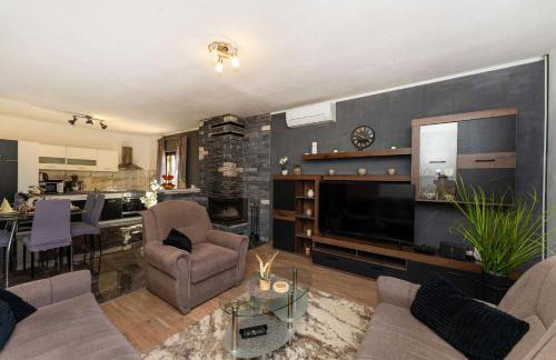 MY DALMATIA - Holiday home Olive Garden with private swimming pool - Photo 35