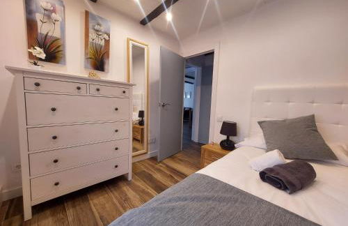 Cerca de Barcelona, y entre tres Parques Naturales, casa de 4 habitaciones y 2 baños con piscina, barbacoa y chimenea - Foto 17