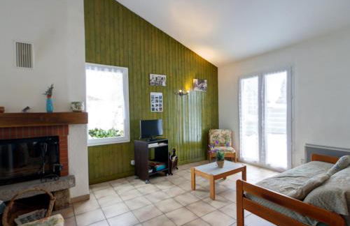 Chalet avec Cheminée et Animaux Acceptés à Usson-en-Forez - FR-1-496-162 - Foto 8