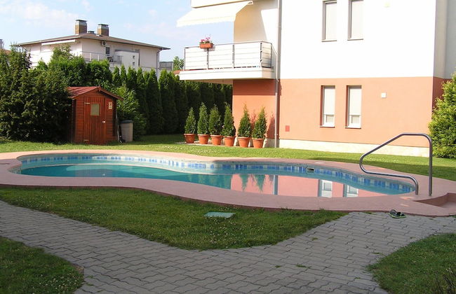 Gréta Wellness Apartmanok - Szt László u - Foto 27