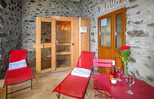 Pet Friendly Home In Privas With Sauna - Foto 8