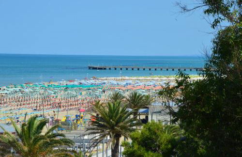 Mansarda Fronte Mare con servizio spiaggia incluso a Roseto degli Abruzzi - Foto 15
