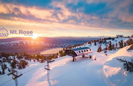 MtnCity Views 4BR Firepit FamilyRetreat NearUNR - Foto 75