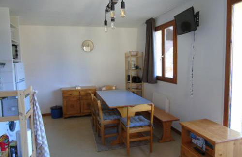 Appartement 3P+Cabine, 8 pers, proche remontées, parking - FR-1-561-83 - Foto 4