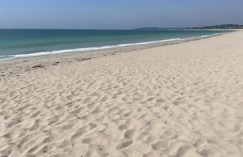 STUDIO Vue Mer plage immédiate - Foto 1