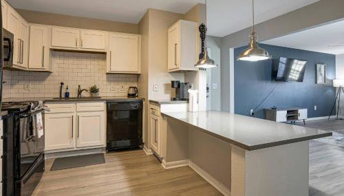 Central 9-Person Apt w/ WiFi, Near Downtown Austin - Foto 2, Other