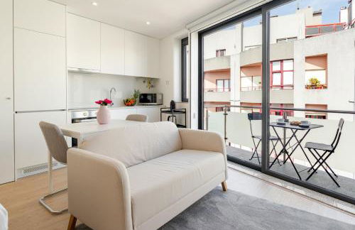 HostWise Cozy Studio with Balcony and Garage - Photo 8