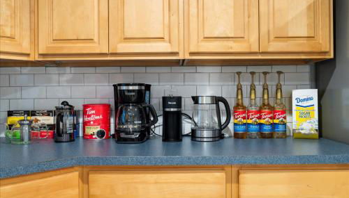 6 bdr Yonkers Home 2 Apts Balcony & Parking - Foto 4