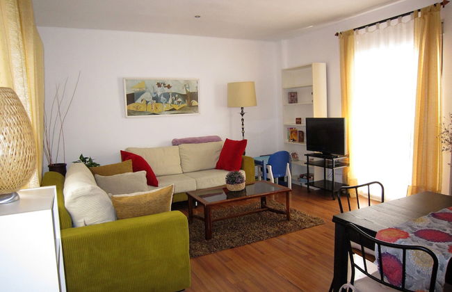 Marta Home - Photo 1