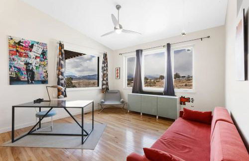 Mid-Century Modern Escape hikingbiking nearby! - Foto 7