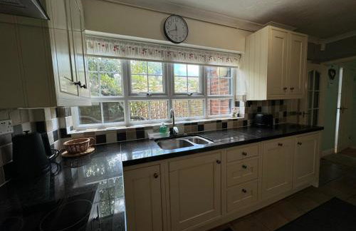 Sherrington Cottage 1 minute walk to Frintons blue flag beach Sleeps up to 8 - Foto 26