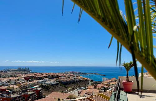 Casa Tucan - two bedrooms, heated pool, city and ocean views - Foto 1