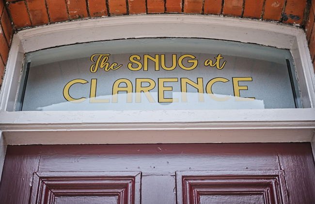 Snug at Clarence - Near Museum of Free Derry and Bloody Sunday Memorial - Foto 22