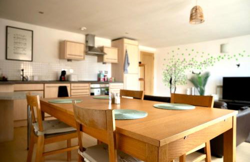 The Comfort Hub - Leeds Train Station - Foto 35