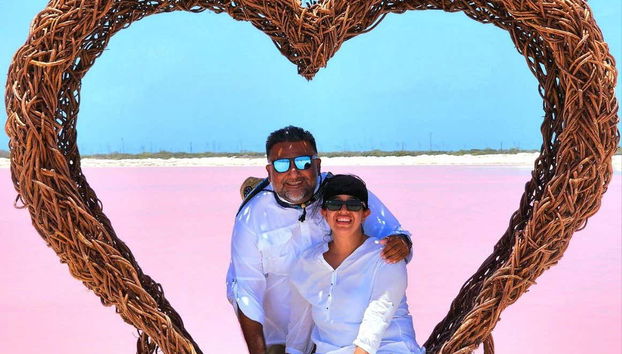 Explore the beauty of the Las Coloradas lagoons