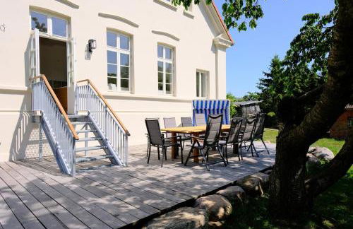 KVH FeWo Lübeck & Priwall für 19 Gäste im EG - Photo 2