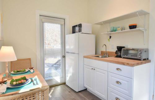 Cozy Colorful Cottage Perfect for 2 - Foto 7