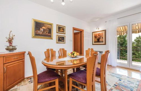 Cozy Home In Viskovo With Wifi - Photo 41