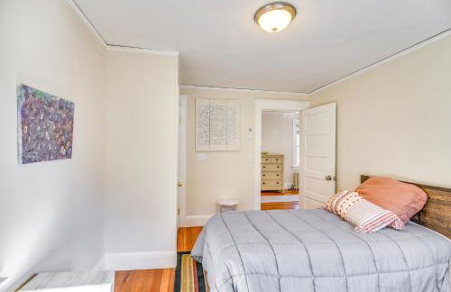 Lovely Westerley Home with Yard and Grill! - Foto 20