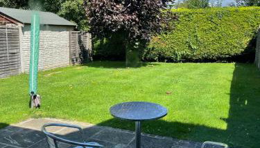 Cosy 2bed house in Oxford, sleeps 4 and a baby - Foto 3, Garden view